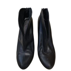Black Ankle Boots Born Shoes Size 6